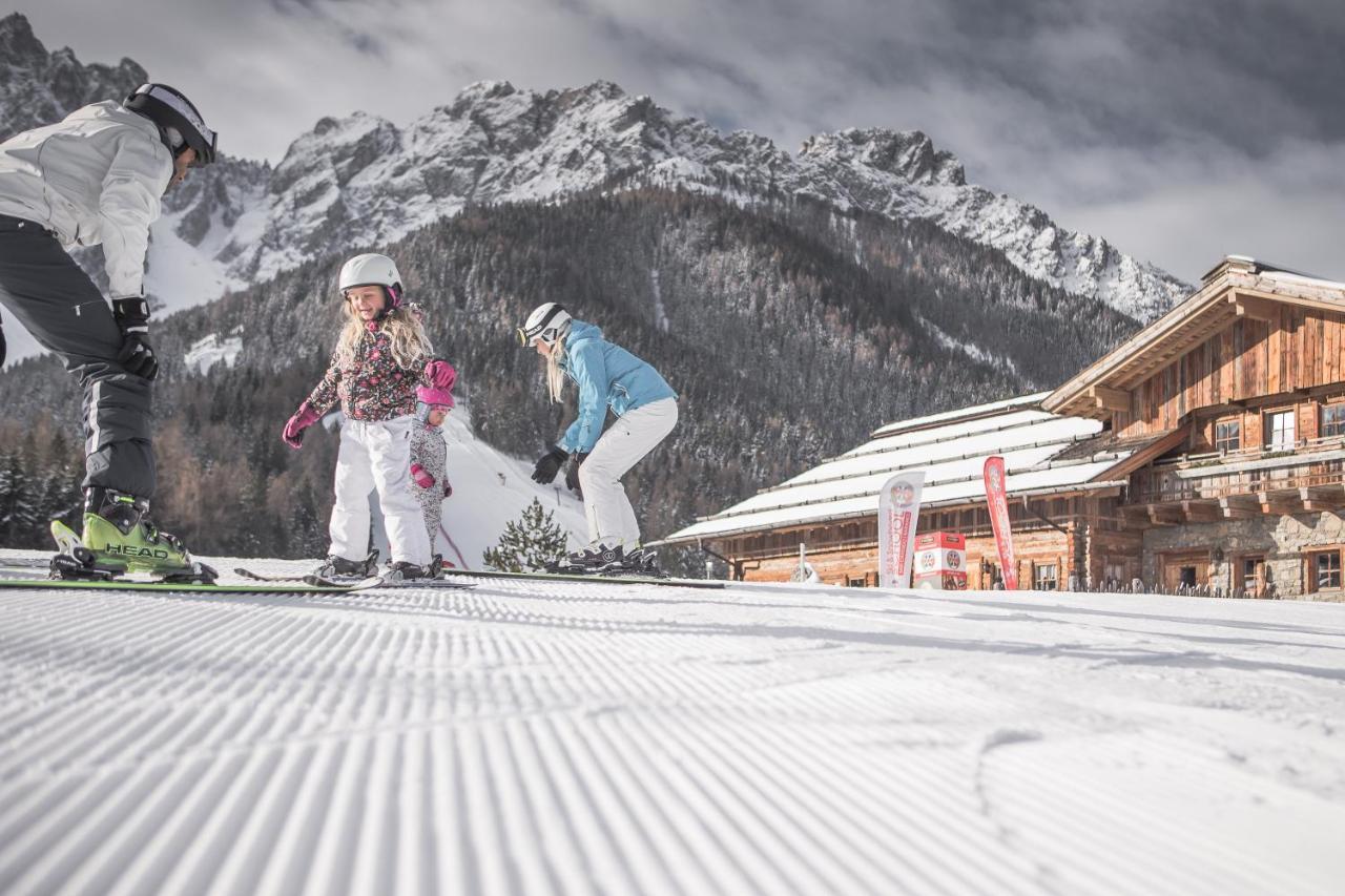 Loewe Dolomites Hotel San Candido Exterior photo